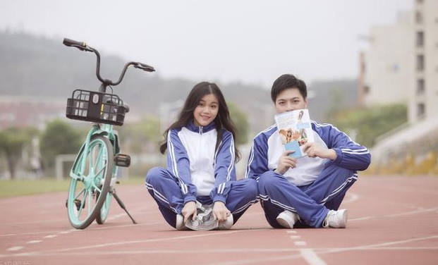图片[1]-适合学生拍的微电影剧本 大学生创意短视频剧本-草根创业生活网