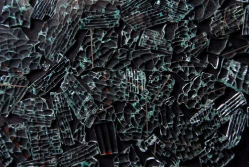 图片[1]-适合农村的小型加工厂，废玻璃加工生意未来发展行业！-瑷珂憬転