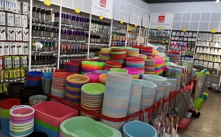 图片[1]-2022年开两元店还赚钱吗？（新手开两元店注意什么？）-瑷珂憬転