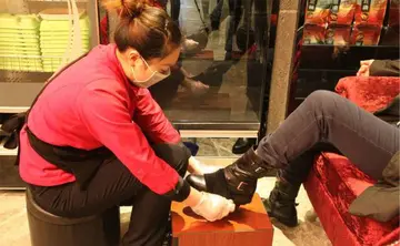 图片[1]-免费帮人洗鞋项目拆解，1个闷声发财的小生意-瑷珂憬転