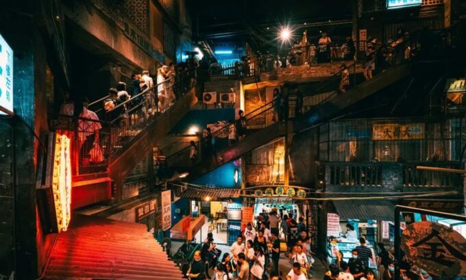 图片[1]-实体店是不是越来越难赚钱了（做生意真的比上班打工强）-瑷珂憬転